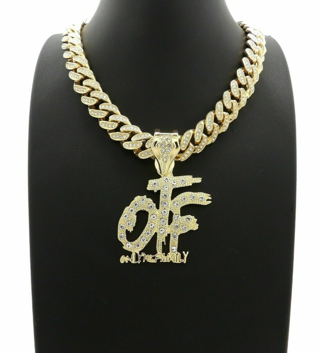 Rapper Necklace Pendant Chain Hip Hop Rapper Simulated Diamond Iced Out Cuban Link 18in.